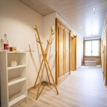 Apartment Chasa Schilana 84 *